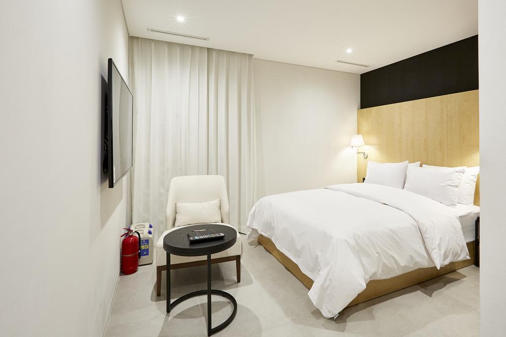 Hotel The Artist Yeoksam Сеул Экстерьер фото
