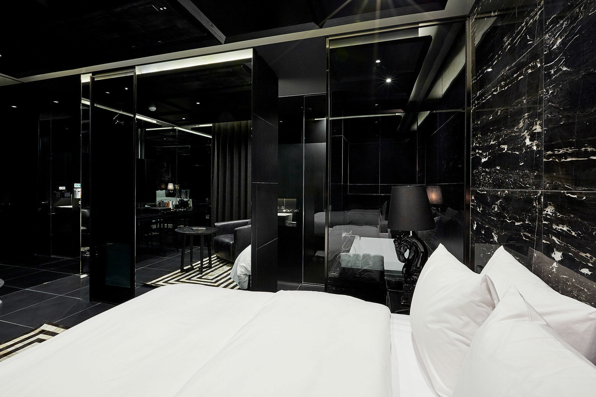 Hotel The Artist Yeoksam Сеул Экстерьер фото